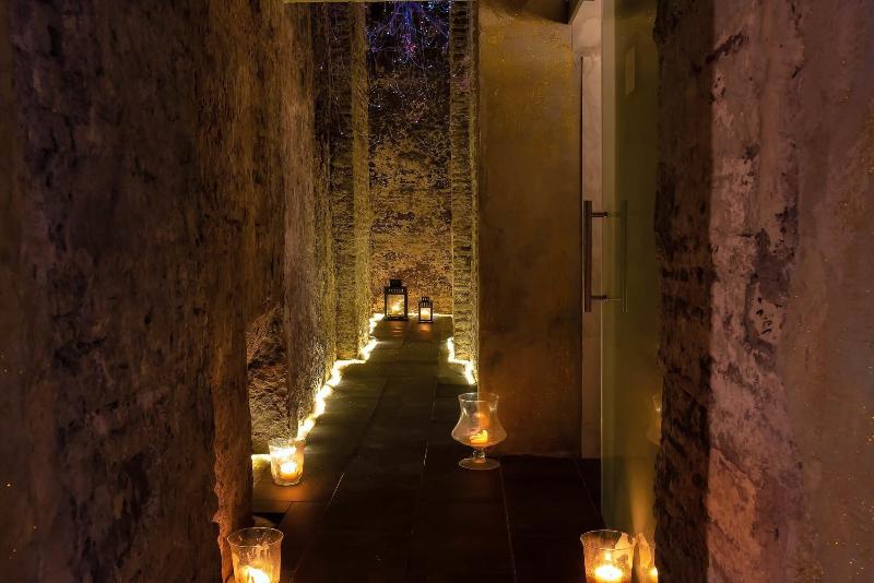 تختخواب و صبحانه Ingrami Suites And Spa