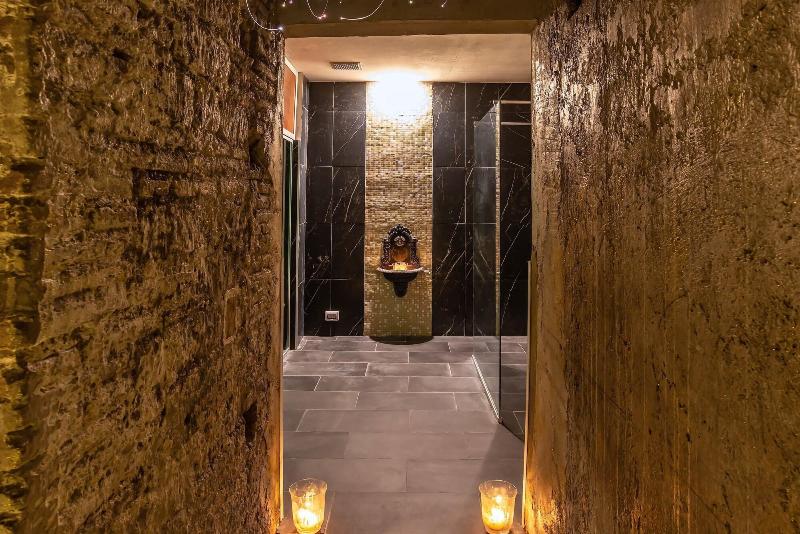 تختخواب و صبحانه Ingrami Suites And Spa