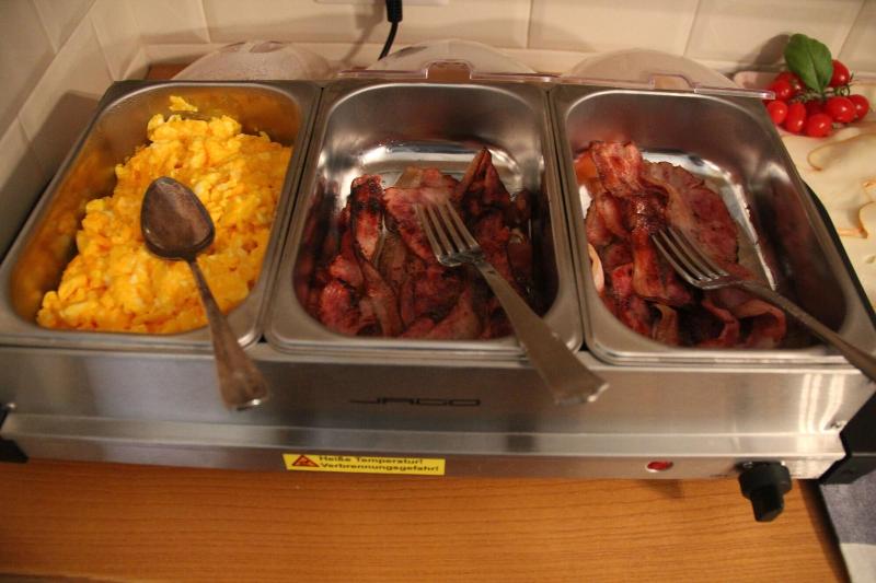 تختخواب و صبحانه Ingrami Suites And Spa