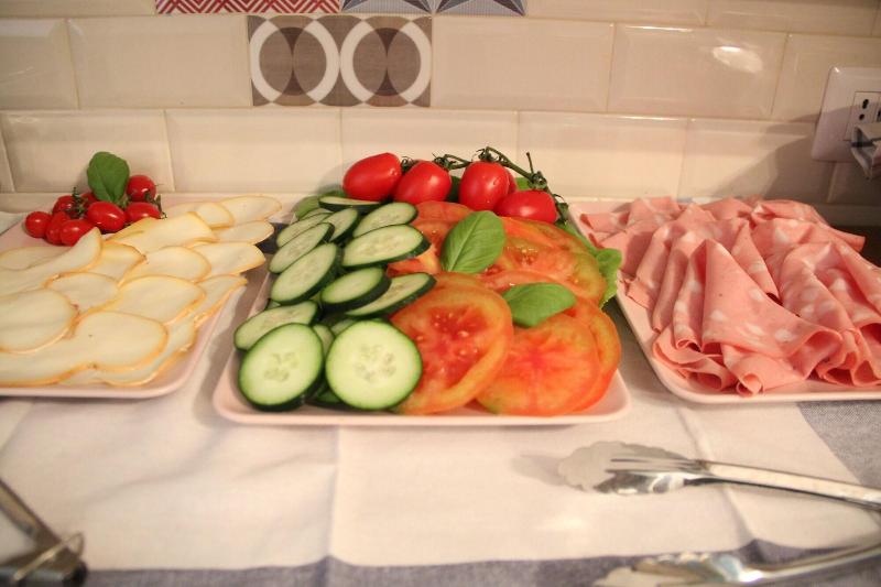 تختخواب و صبحانه Ingrami Suites And Spa