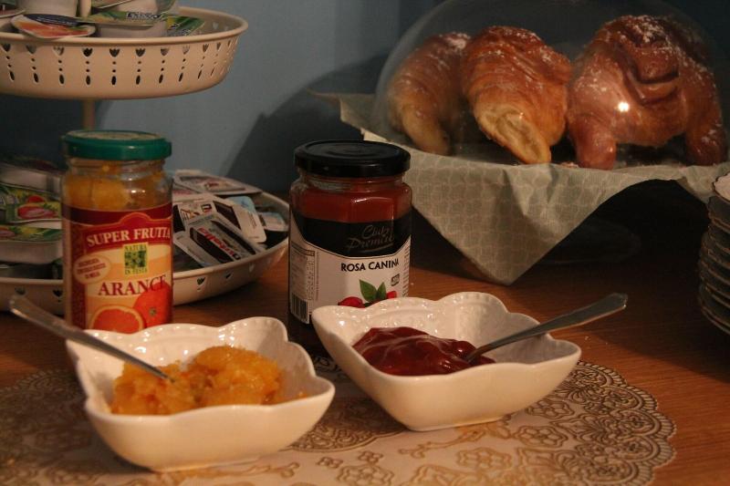 تختخواب و صبحانه Ingrami Suites And Spa