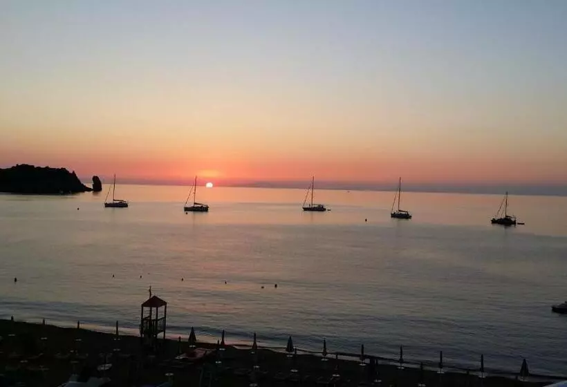 Aamiaismajoitus (B&B) Le Poste Di Simplicio