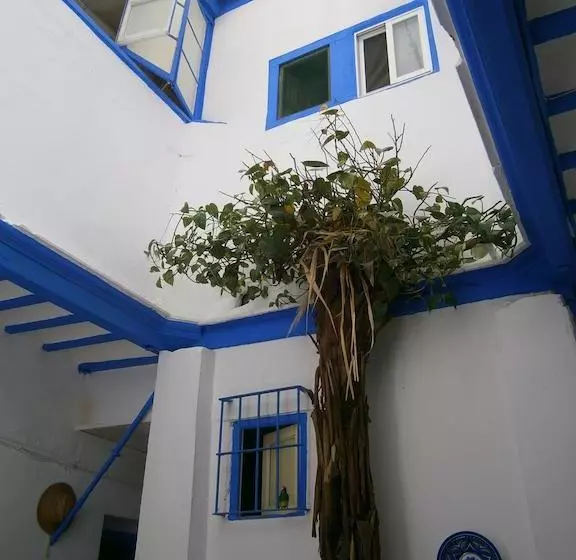 De Cadiz Cadi Hostel
