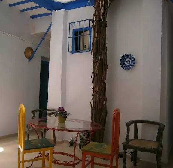 De Cadiz Cadi Hostel