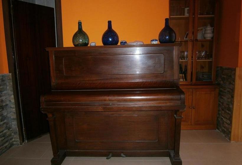 De Cadiz Cadi Hostel