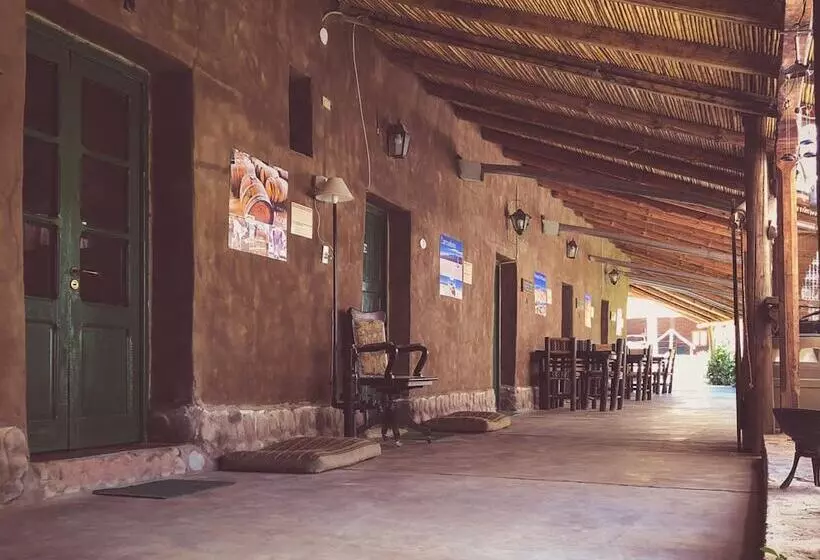 簡易ホテル Ecoposada El Mercedario