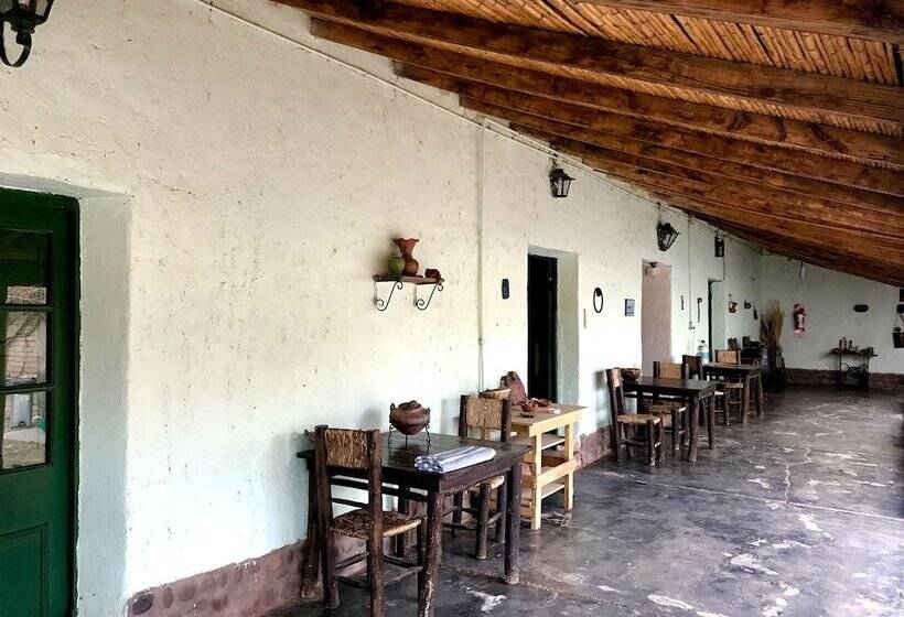 فندق فئة نجمة واحدة Ecoposada El Mercedario