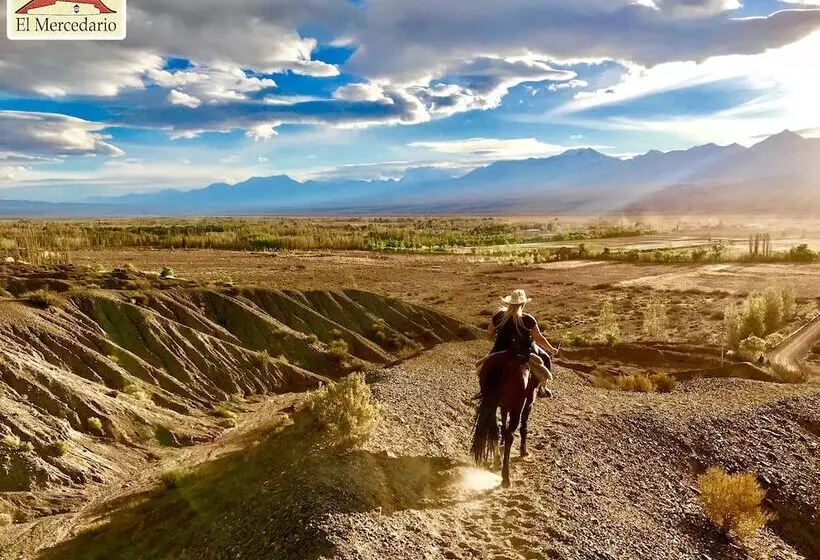 簡易ホテル Ecoposada El Mercedario