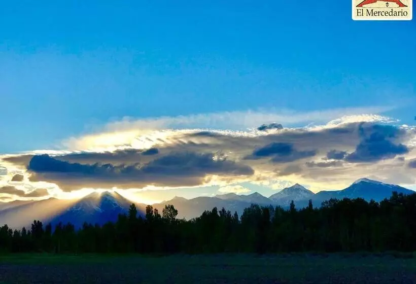 簡易ホテル Ecoposada El Mercedario