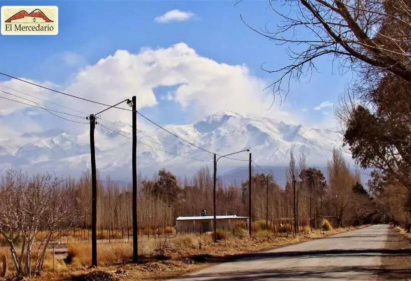 簡易ホテル Ecoposada El Mercedario