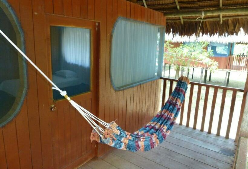فندق Amazon Sunrise Lodge & Expeditons