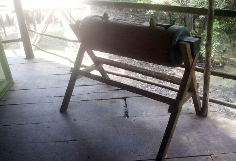 فندق Amazon Sunrise Lodge & Expeditons