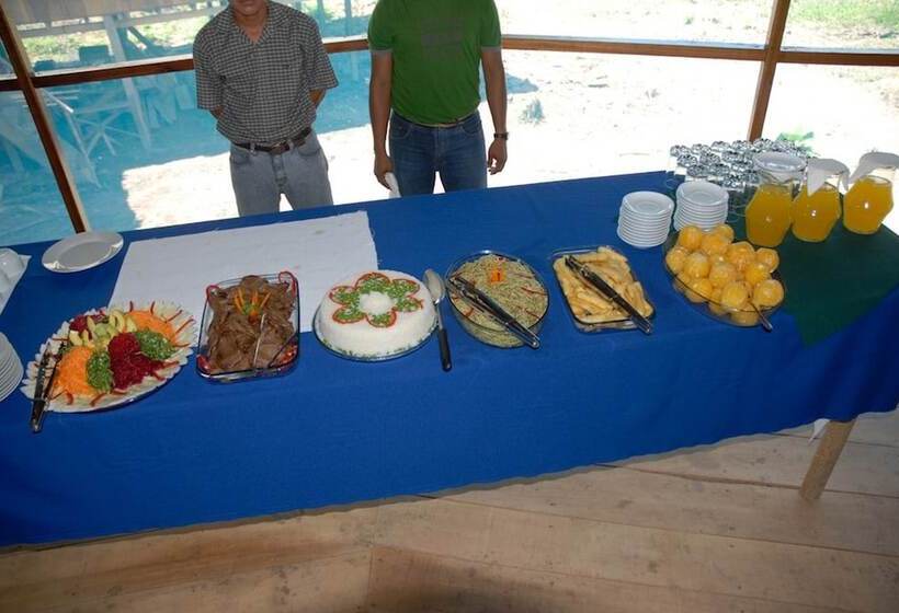 فندق Amazon Sunrise Lodge & Expeditons