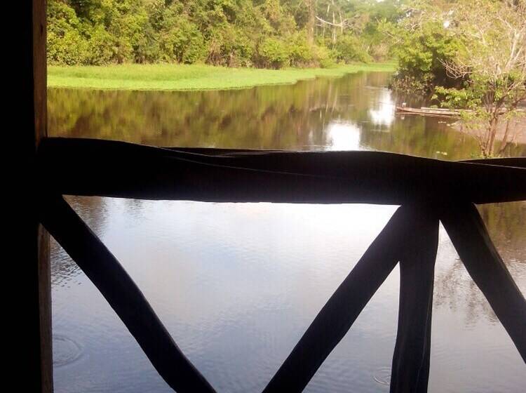 فندق Amazon Sunrise Lodge & Expeditons