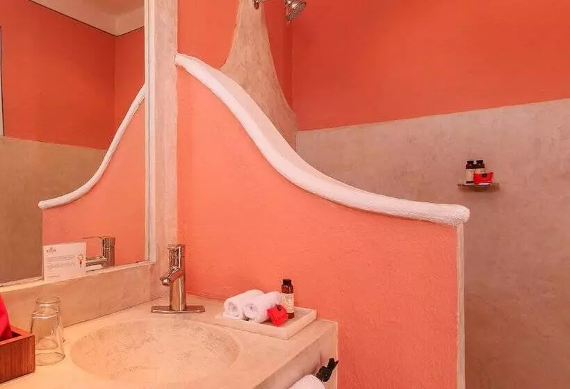 Art 64 Hotel Boutique   Adults Only