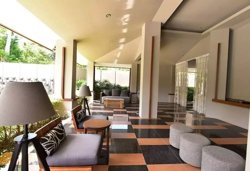 Hotelli Asara Private Beach Resort