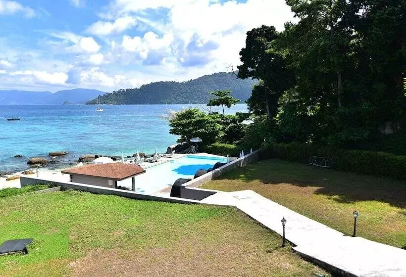 Hotelli Asara Private Beach Resort