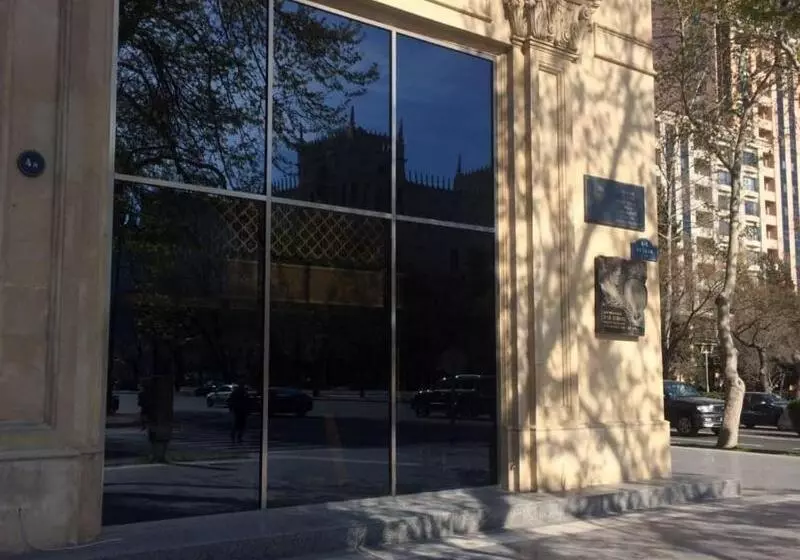 Dondar Hotel Formula 1 View