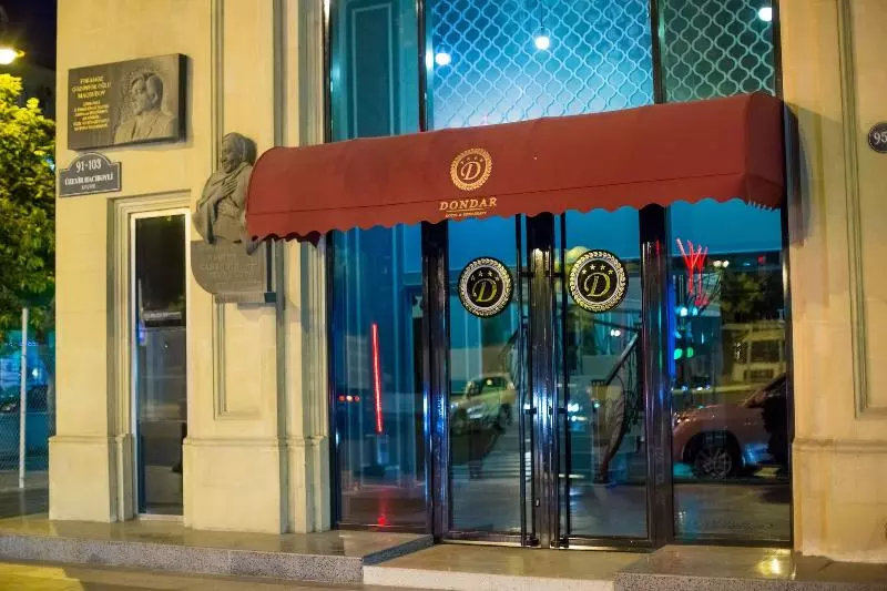 Dondar Hotel Formula 1 View