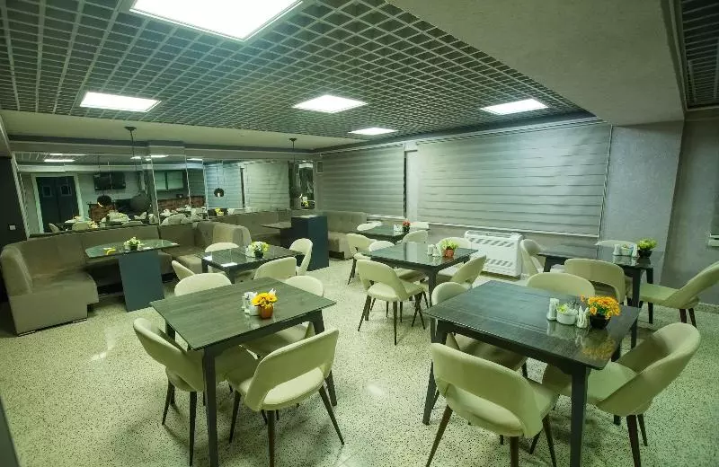 Dondar Hotel Formula 1 View