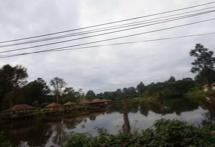 هتل Fahluang Resort
