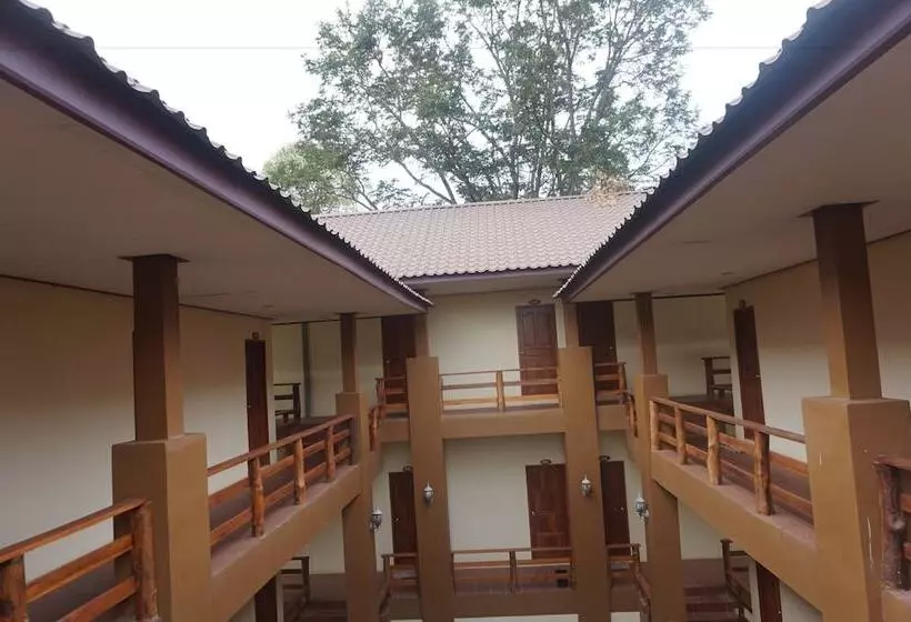 هتل Fahluang Resort