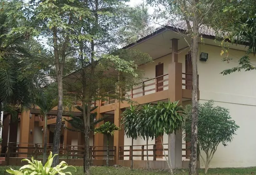 هتل Fahluang Resort