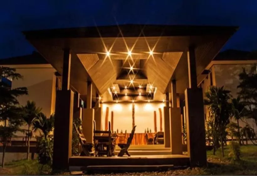 هتل Fahluang Resort