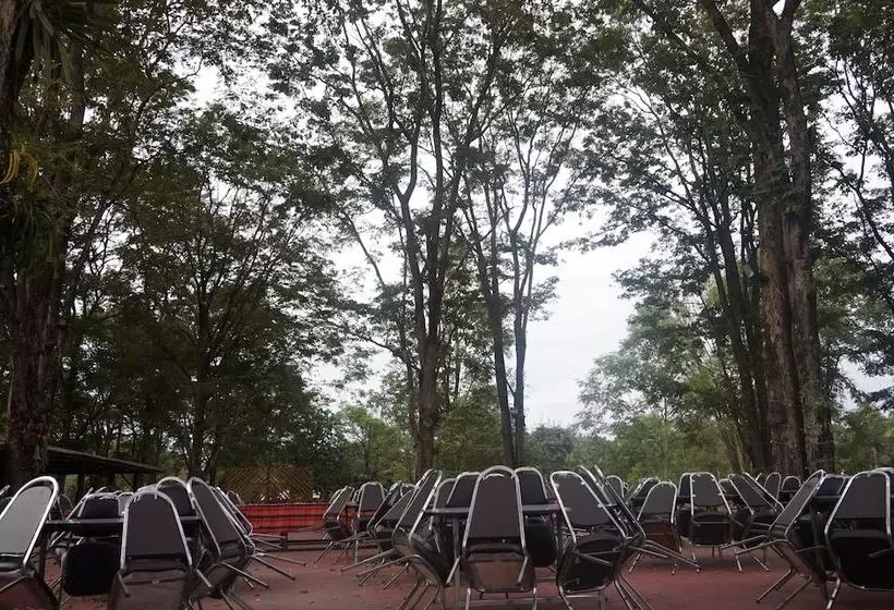 هتل Fahluang Resort