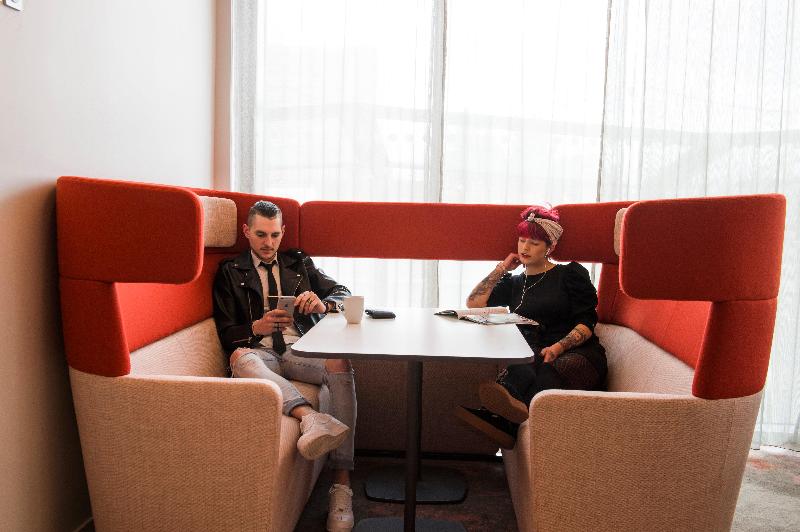 ホテル Holiday Inn Express Paris Cdg Airport, An Ihg