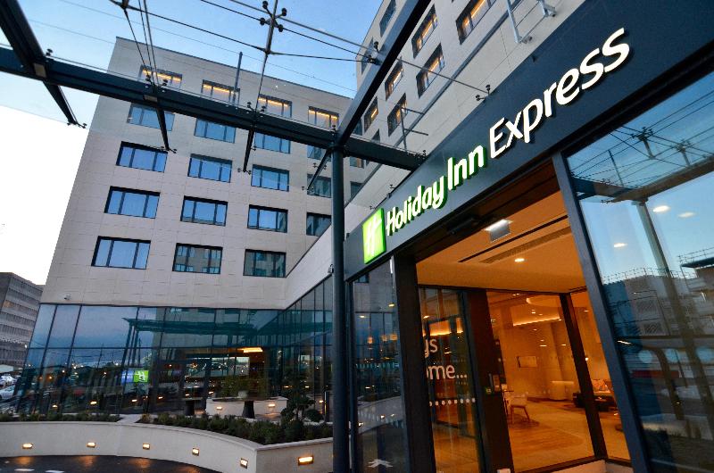 ホテル Holiday Inn Express Paris Cdg Airport, An Ihg