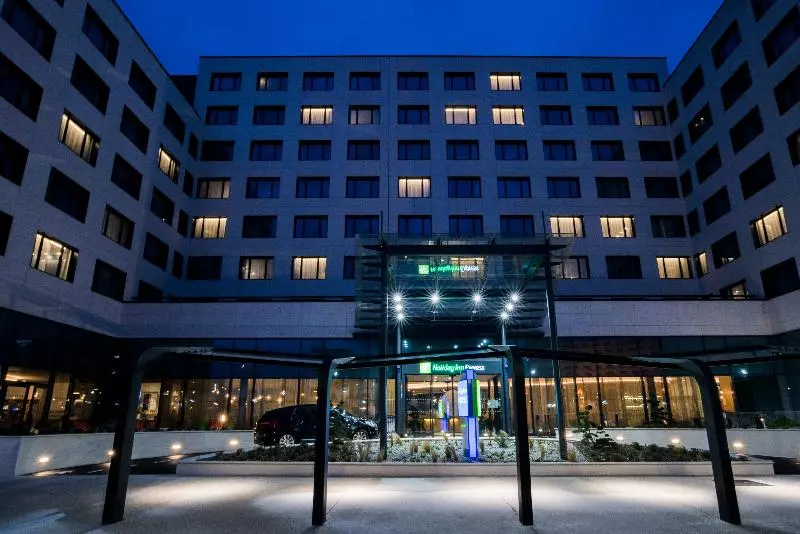هتل Holiday Inn Express   Paris   Cdg Airport, An Ihg