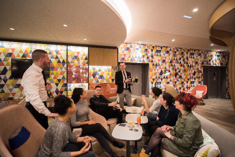 ホテル Holiday Inn Express Paris Cdg Airport, An Ihg