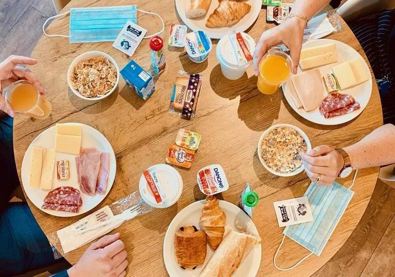 هتل Holiday Inn Express   Paris   Cdg Airport, An Ihg