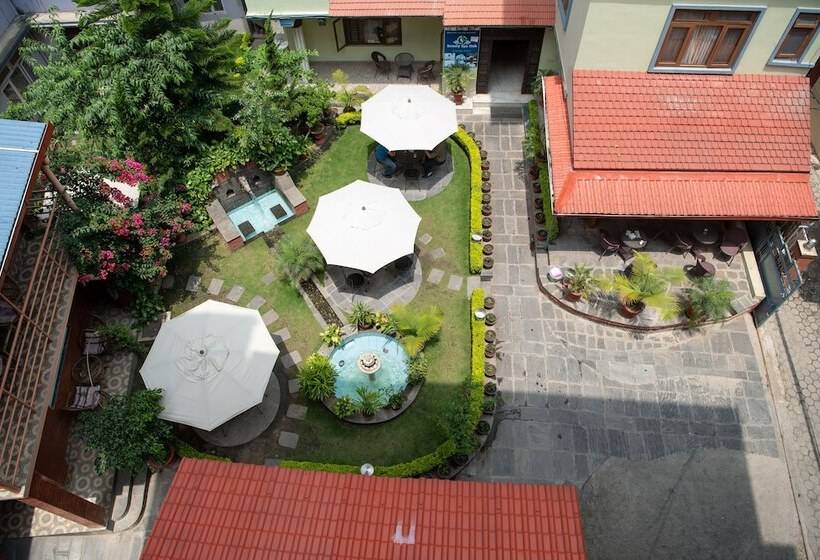 هتل Kathmandu Garden Home
