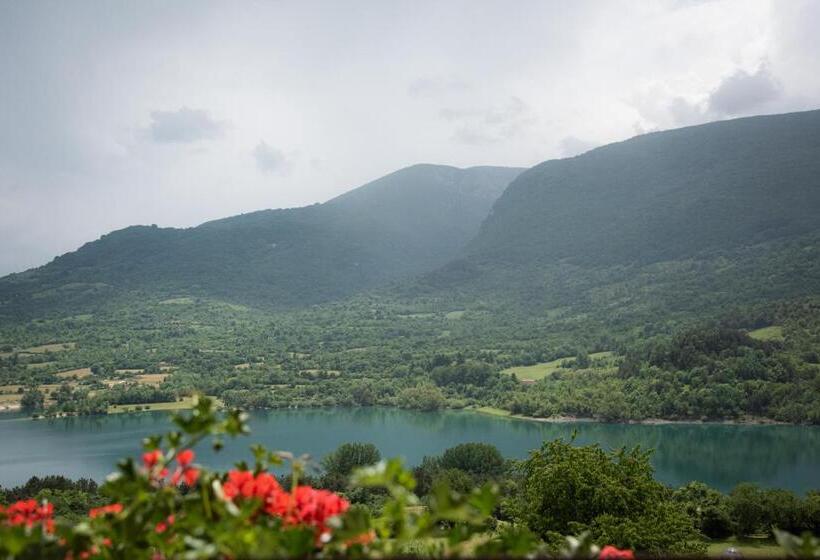 Отель La Poiana