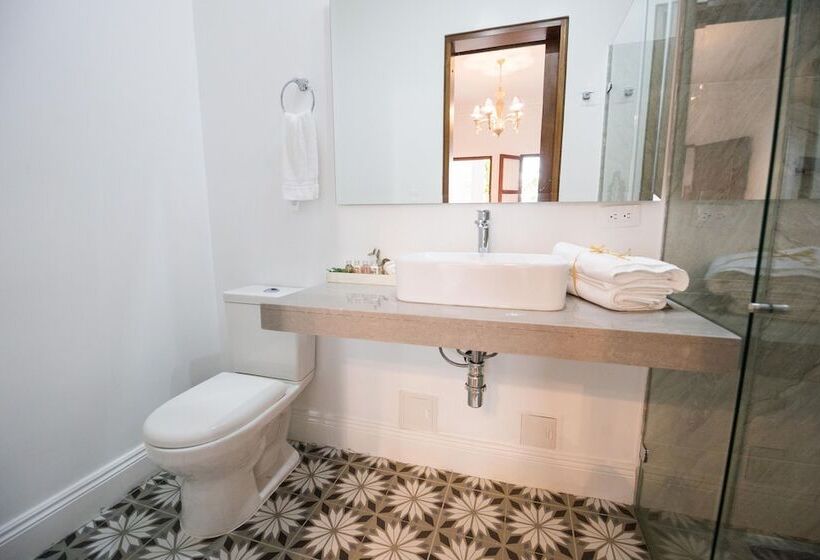 Leclerc Hotel Boutique Cali Granada