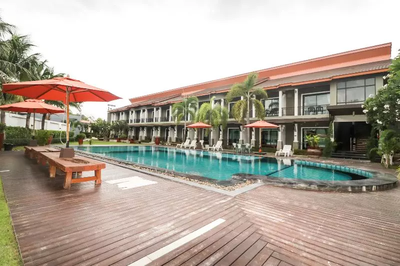 ホテル P  Private Resort Cha Am