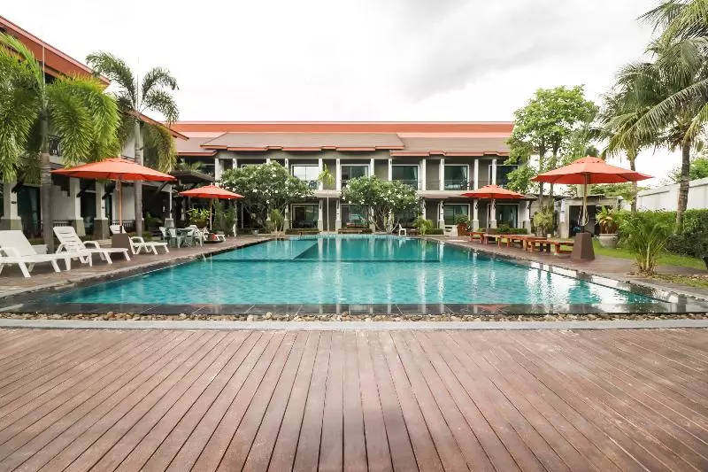 ホテル P  Private Resort Cha Am