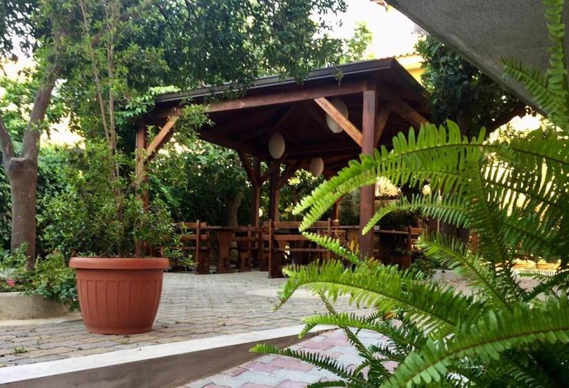 호텔 Ristorante Villa Susy