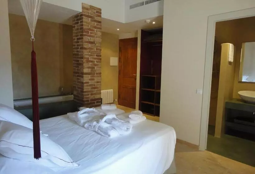 Hotelli Rural Cal Torner Adults Only