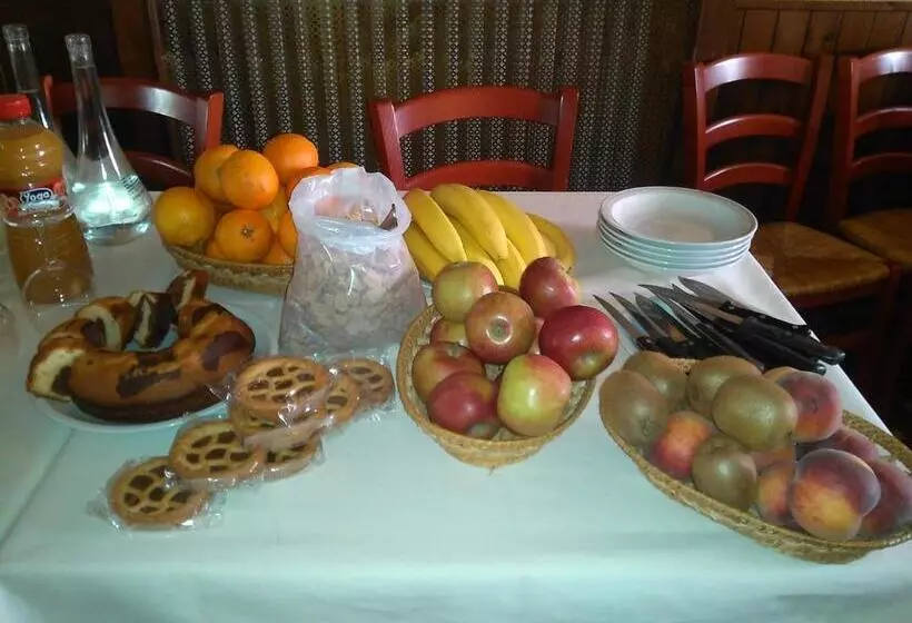 Hotelli Tarabaralla