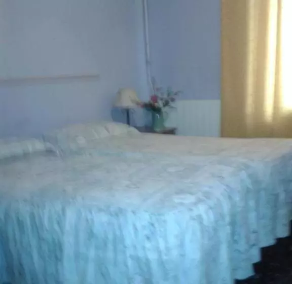 Hotelli Tarabaralla