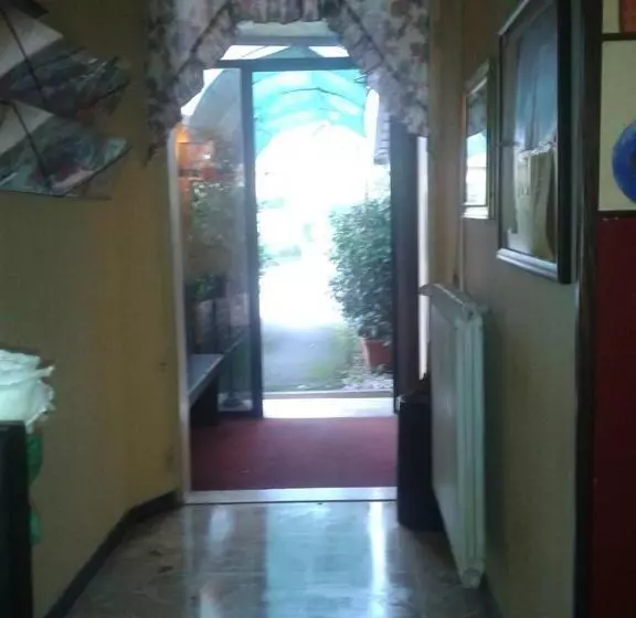 Hotelli Tarabaralla
