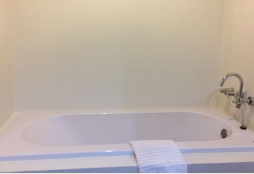 酒店 Vana Wellness Resort