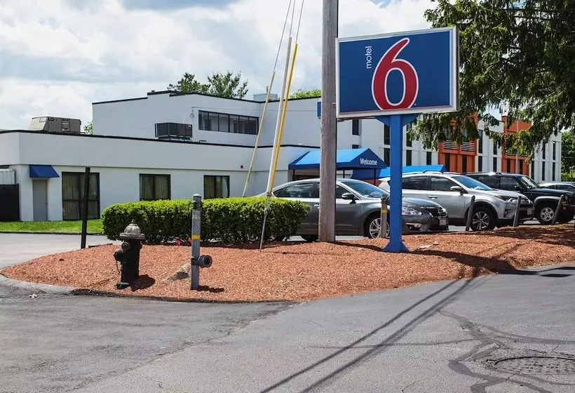 Motel 6brockton, Ma