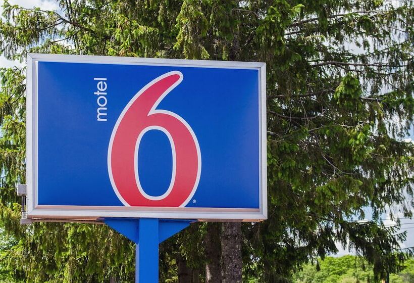 Motel 6brockton, Ma