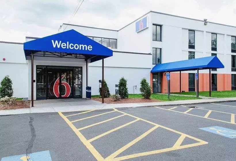 Motel 6brockton, Ma