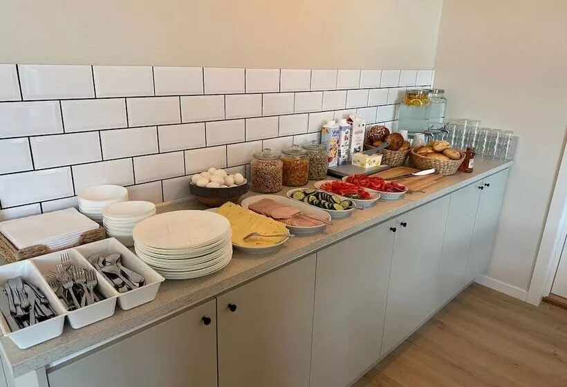 Retkeilymaja Nicolai B&b