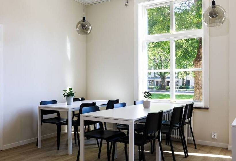 הוסטל Nicolai B&b